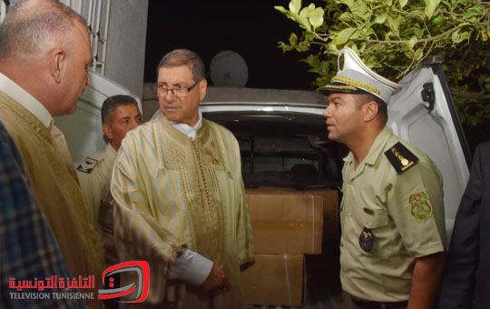رئيس الحكومة يقوم بزيارة فجئية إلى مركز كندار بسوسة ويطلع على جاهزية قوات الحرس الوطني