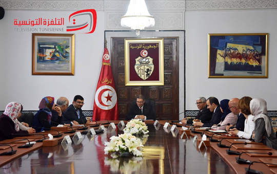   رئيس الحكومة يجتمع بلجنة التونسيين بالخارج في مجلس نواب الشعب