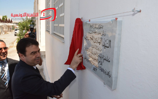 وزير الداخلية يتفقد بعض المراكز الحدودية بولاية الكاف وزير الداخلية يتفقد بعض المراكز الحدودية بولاية الكاف